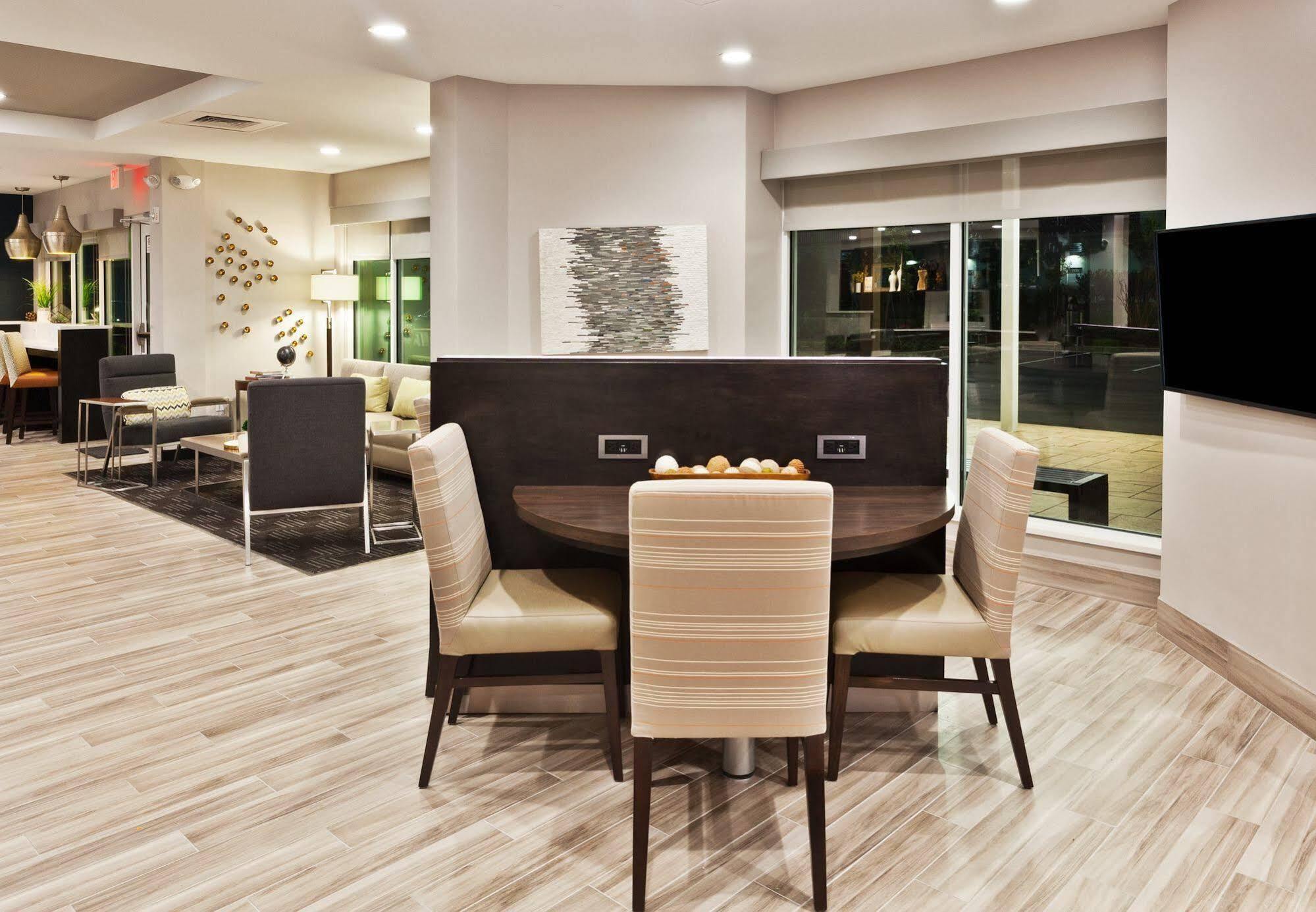 Towneplace Suites By Marriott Montgomery Eastchase Ngoại thất bức ảnh